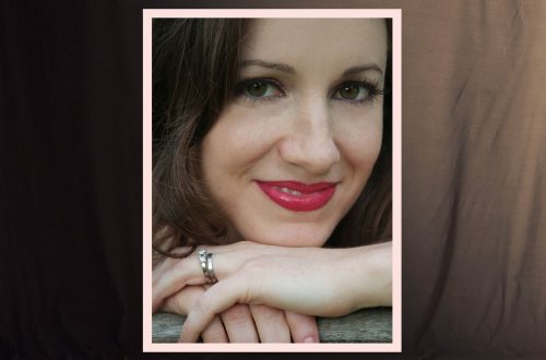 Lorina Gore headshot
